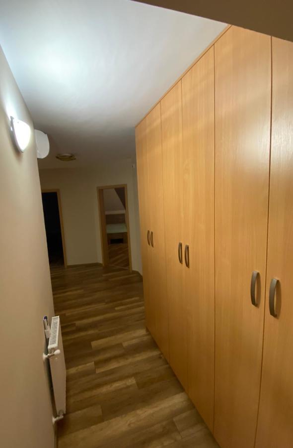 Barand Apartman Eger Exterior foto